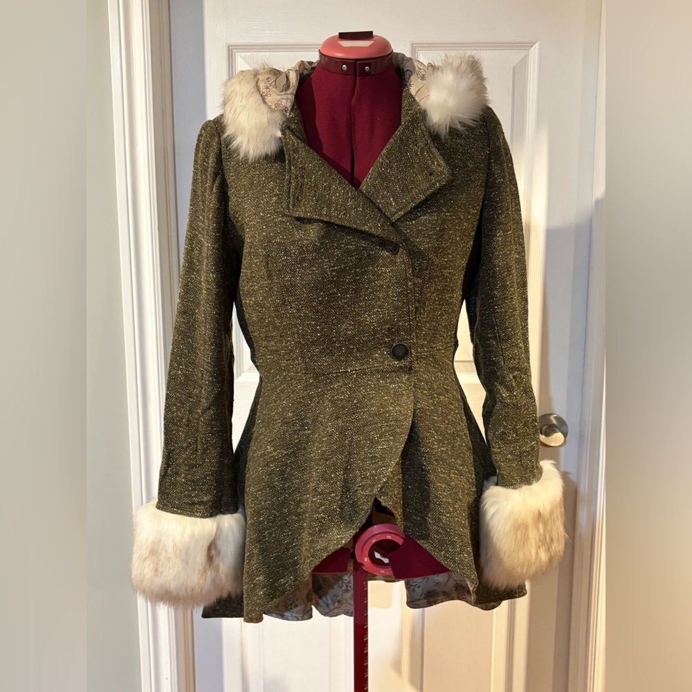 Outlander TV show Claire’s coat from Hot Topic